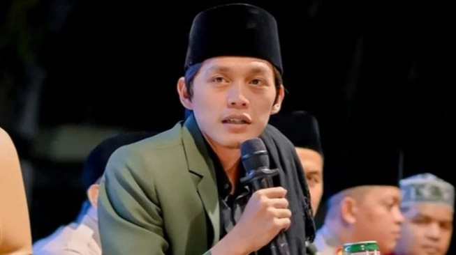 Atap Panggung Pengajian Gus Iqdam di Blora Ambruk, Diduga Tak Tahan Air Hujan