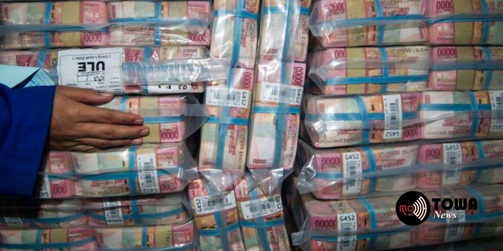 Saking Banyaknya Duit Sitaan Sampai Tak Muat di Ruangan Kejaksaan