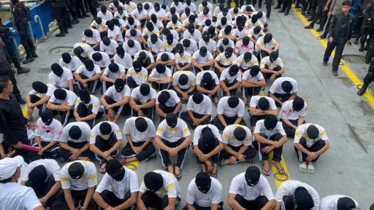 37 Napi Risiko Tinggi dari Jawa Timur Dipindah ke Lapas Nusakambangan