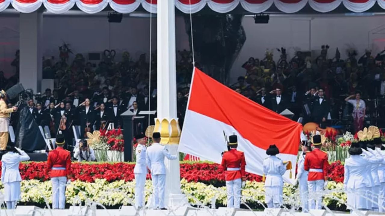 HUT RI ke-80: 8.000 Warga Diundang ke Istana, Transportasi Jakarta Cuma Rp80