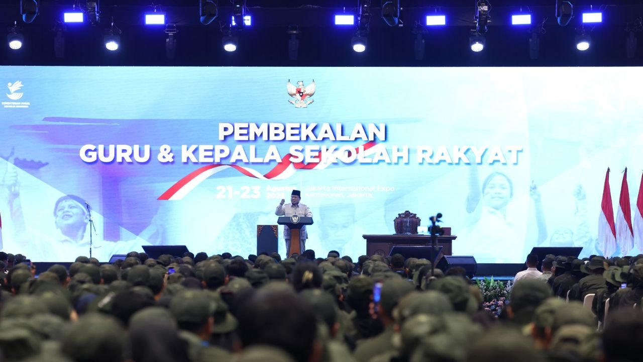 Presiden Prabowo Harap Lulusan Sekolah Rakyat Bisa Angkat Keluarga dari Kemiskinan