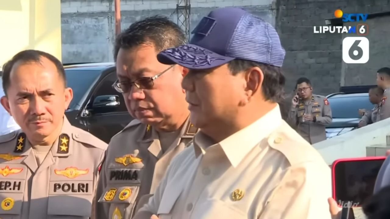 Presiden Prabowo Jenguk Polisi dan Pendemo Korban Ricuh di RS Polri
