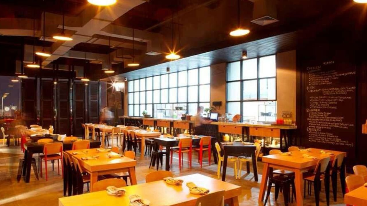 Pajak Pegawai Hotel, Restoran, dan Kafe Ditanggung Pemerintah